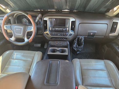 Used 2015 GMC Sierra 3500 Denali w/ Duramax Plus Package image 10