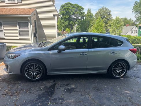 Used 2017 Subaru Impreza 2.0i Sport AWD/4WD image 4