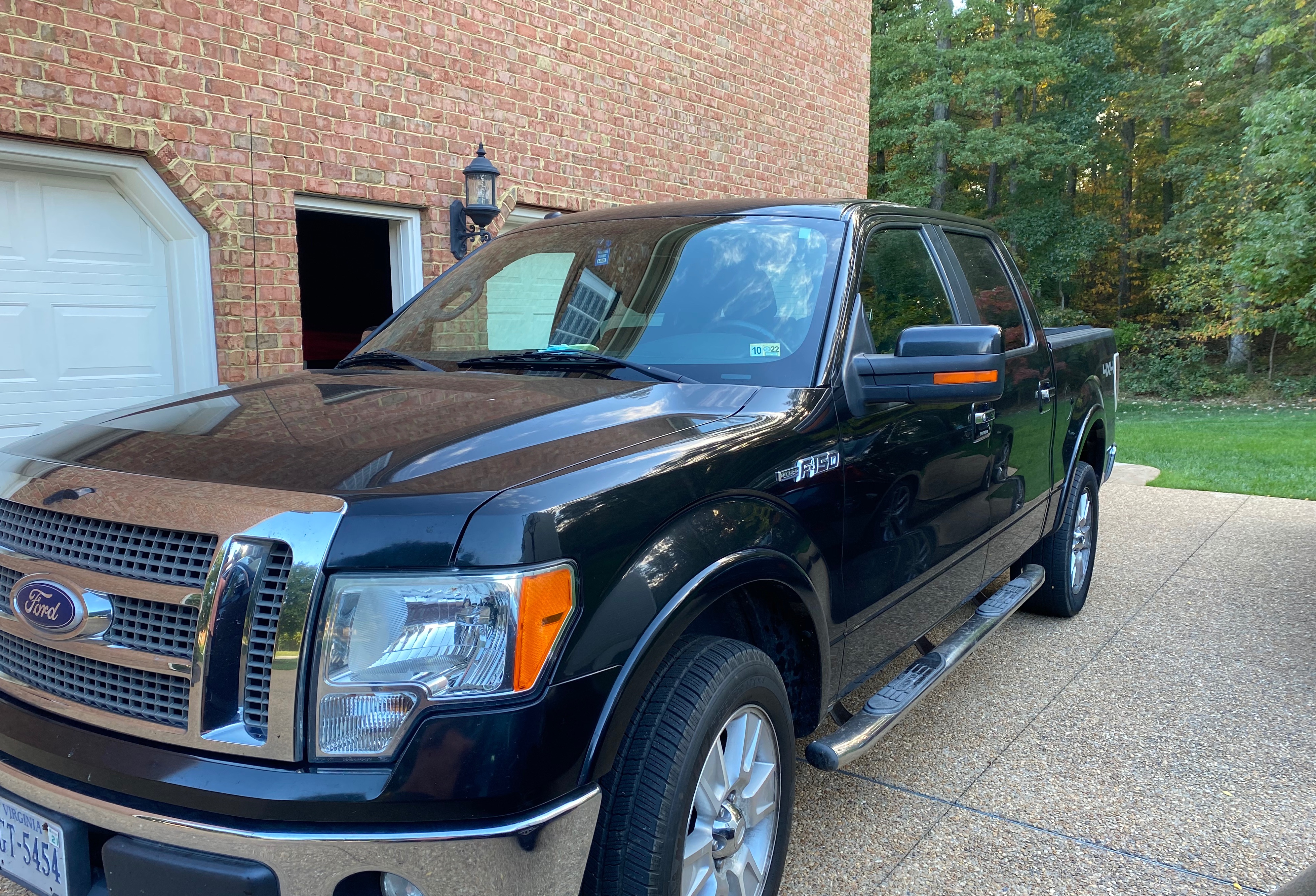 Used 2010 Ford F150 Lariat AWD/4WD image 9