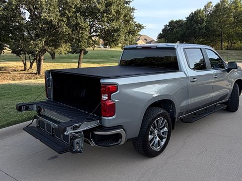 Used 2026 Chevrolet Silverado 1500 LT w/ Z71 Off-Road Package AWD/4WD image 9