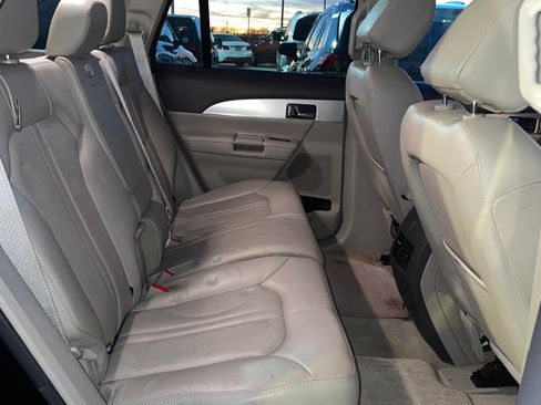 Used 2013 Lincoln MKX FWD image 11