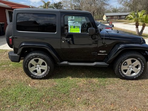 Used 2011 Jeep Wrangler Sahara w/ Dual Top Group image 8