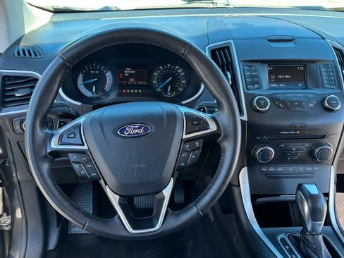 Used 2016 Ford Edge SEL image 9