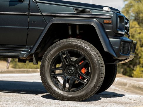 Used 2017 Mercedes-Benz G 550 Squared image 8