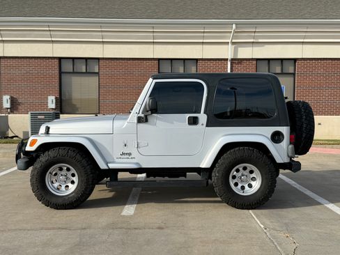 Used 2003 Jeep Wrangler X image 4