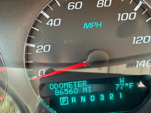 Used 2008 Chevrolet Impala LT FWD image 2