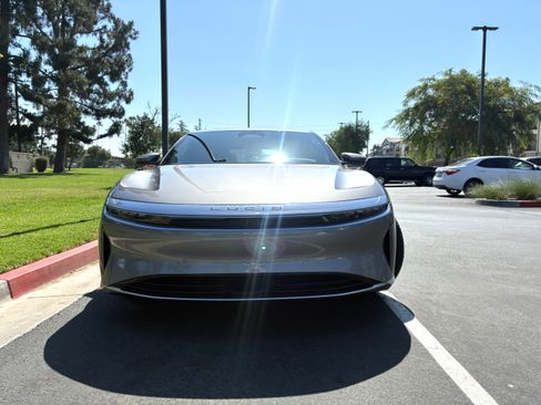 Used 2025 Lucid Air Pure RWD image 4