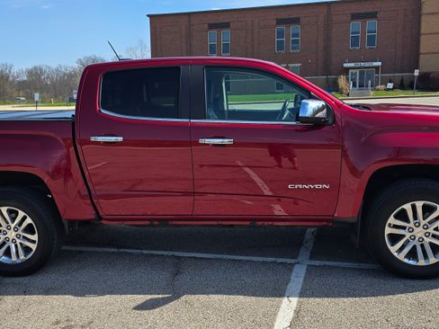 Used 2017 GMC Canyon SLT w/ Trailering Package image 6