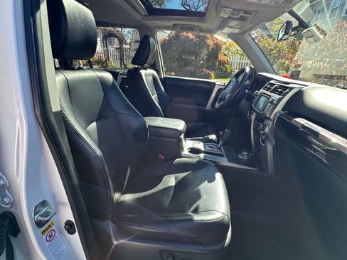 Used 2018 Toyota 4Runner Limited image 9