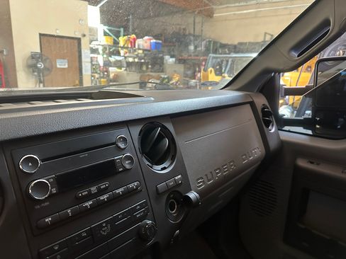 Used 2015 Ford F450 XL w/ Power Equipment Group RWD image 14