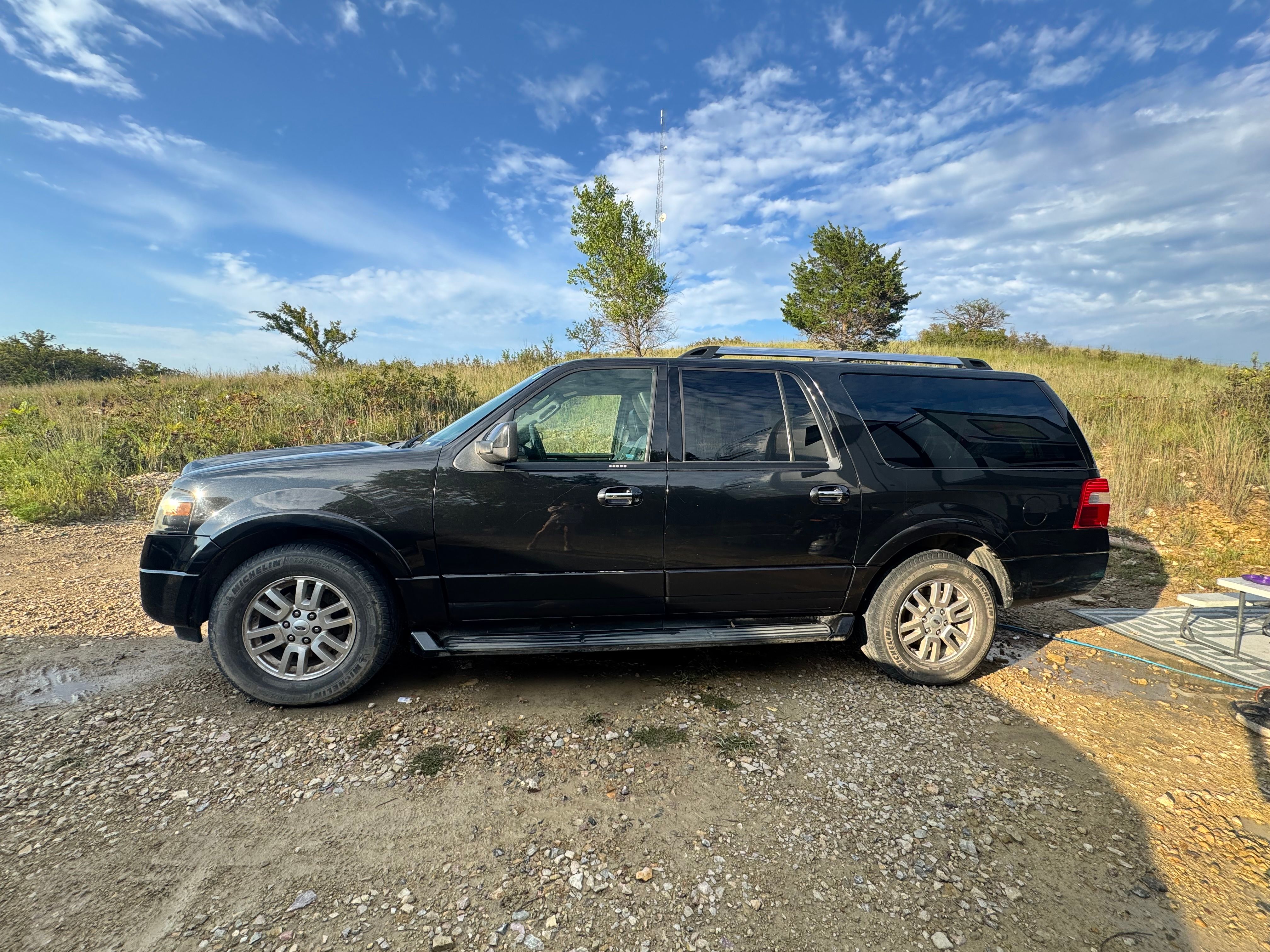 Used 2013 Ford Expedition EL Limited AWD/4WD image 1