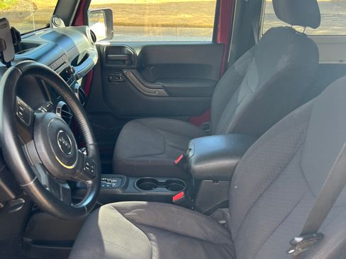 Used 2013 Jeep Wrangler Sport image 7