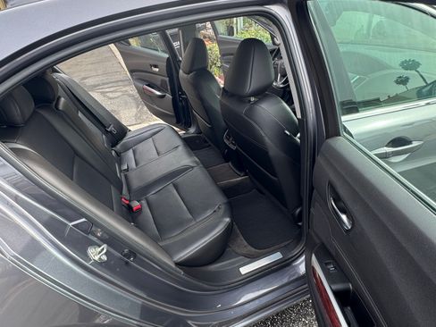 Used 2017 Acura TLX w/ Technology Package image 10