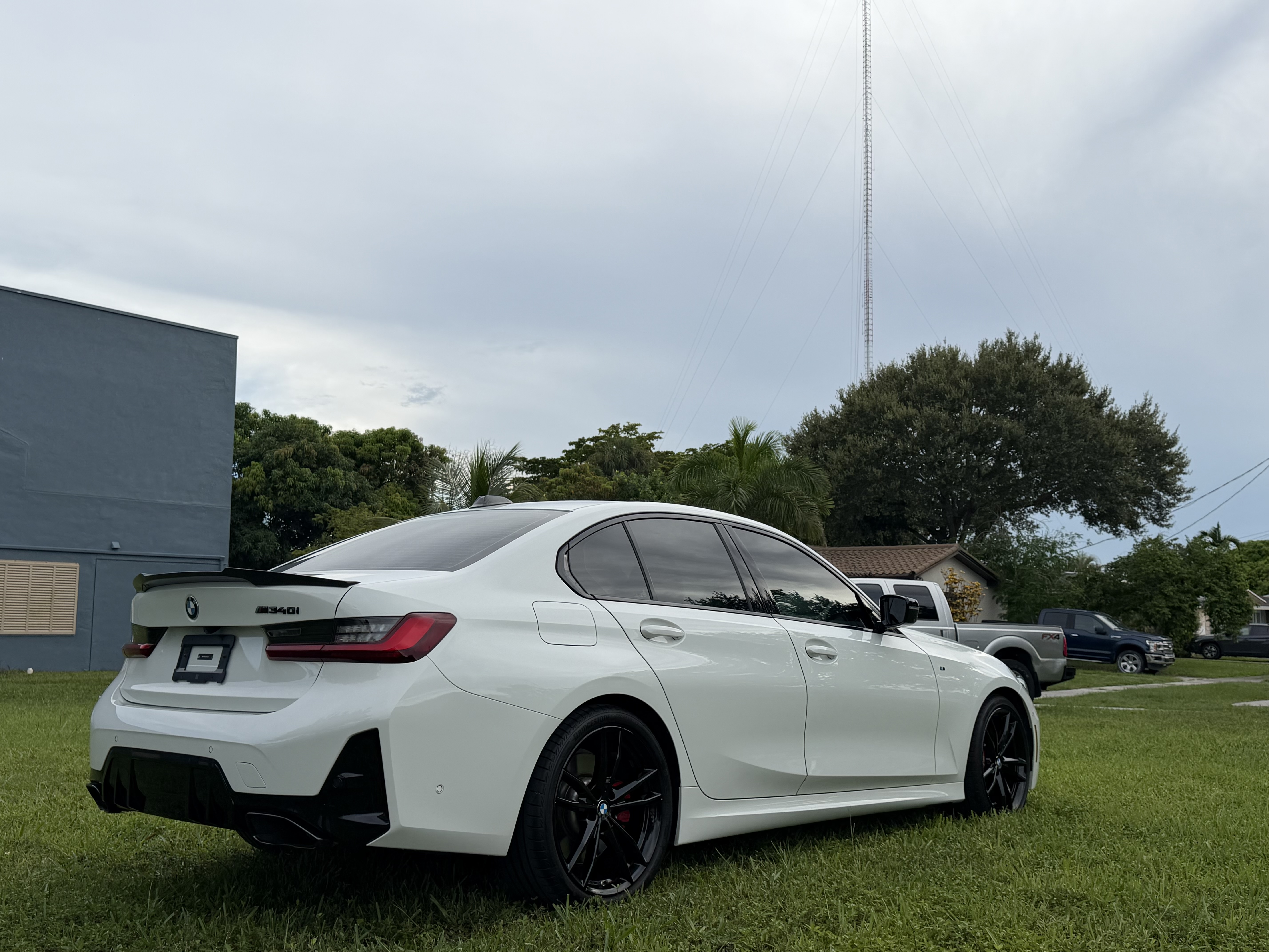 Used 2024 BMW M340i RWD image 11