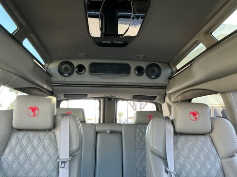 Used 2023 Chevrolet Express 2500 image 6