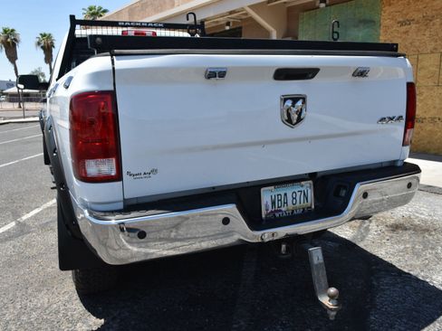 Used 2016 RAM 2500 Tradesman w/ Chrome Appearance Group AWD/4WD image 13