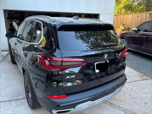 Used 2019 BMW X5 xDrive40i w/ Premium Package 2 image 4