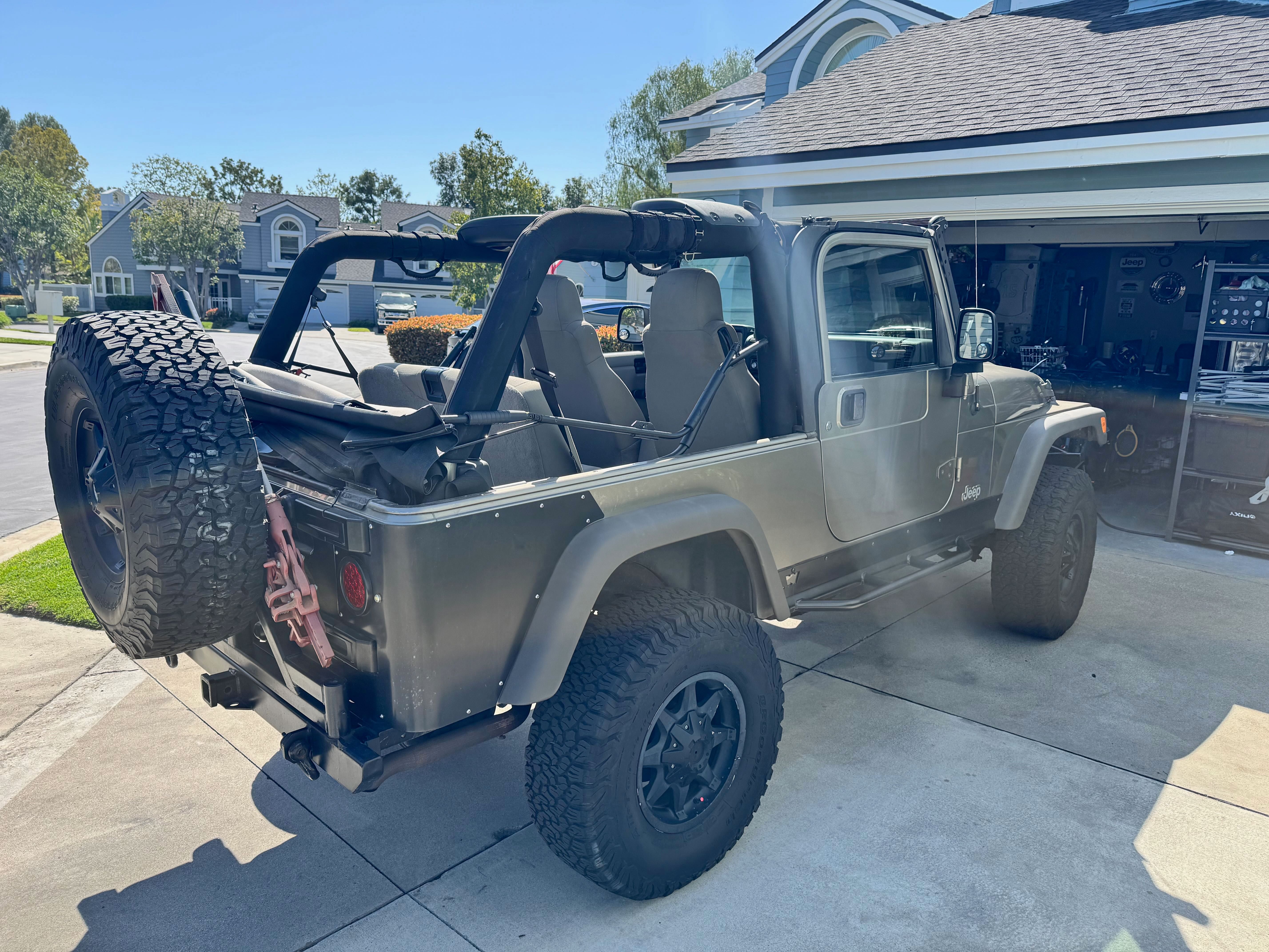 Used 2006 Jeep Wrangler Unlimited AWD/4WD image 13