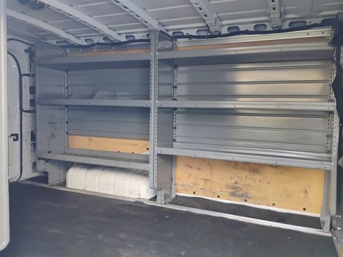 Used 2018 Nissan NV 3500 SV w/ Navigation Package image 16