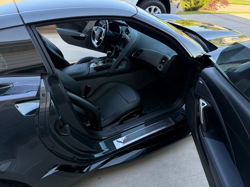 Used 2017 Chevrolet Corvette Z06 RWD image 18