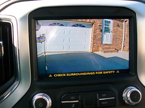 Used 2020 GMC Sierra 1500 SLT w/ SLT Premium Plus Package image 25