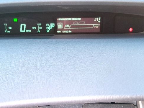 Used 2014 Toyota Prius Four w/ Solar Roof Package image 4