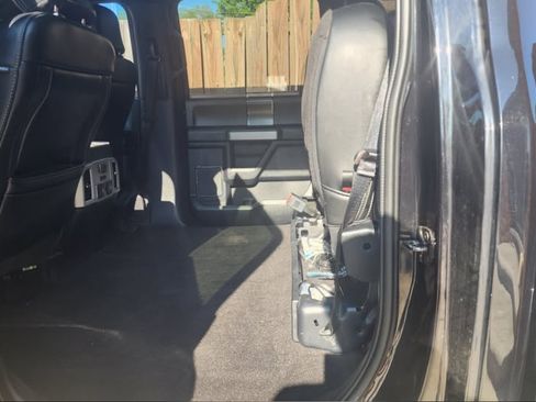 Used 2020 Ford F150 Lariat w/ Equipment Group 502A Luxury AWD/4WD image 14