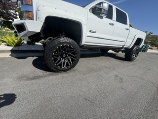 Used 2018 Chevrolet Silverado 2500 LTZ w/ Duramax Plus Package AWD/4WD image 14