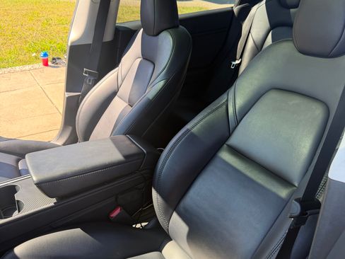 Used 2023 Tesla Model 3 Standard Range RWD image 10