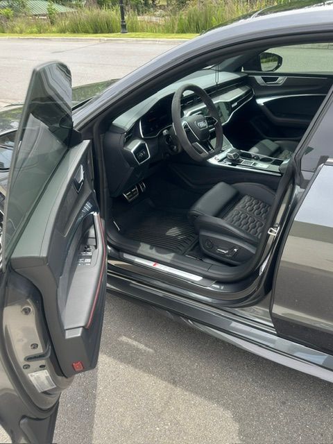 Used 2023 Audi RS 7 Sportback AWD/4WD image 18
