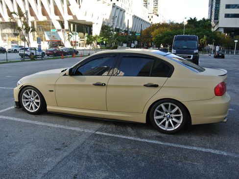 Used 2011 BMW 328i Sedan image 9