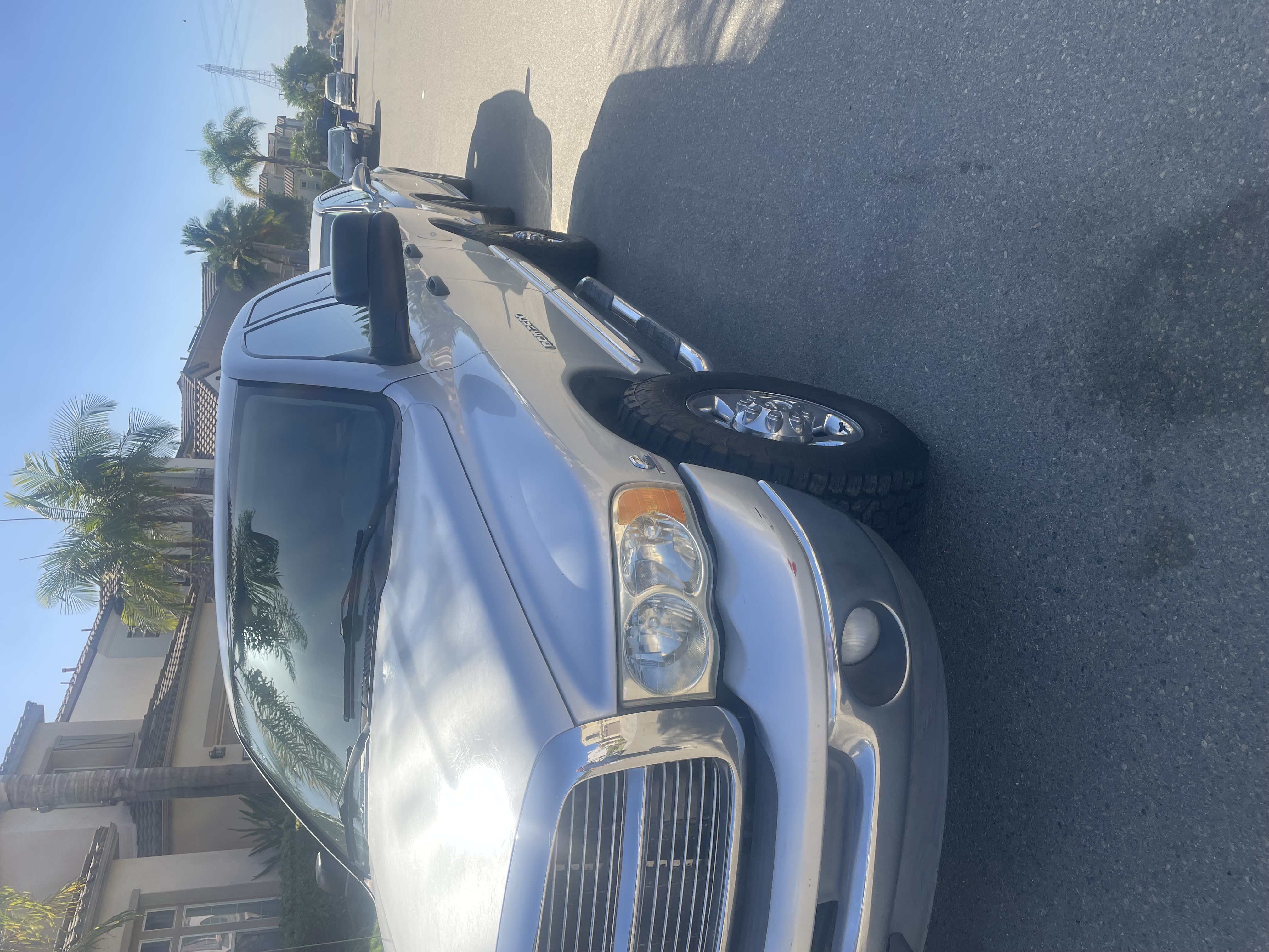 Used 2004 Dodge Ram 2500 Truck SLT w/ Trailer Tow Group RWD image 2