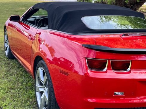 Used 2011 Chevrolet Camaro LT w/ RS Package RWD image 8