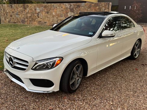 Used 2015 Mercedes-Benz C 300 Sedan image 11