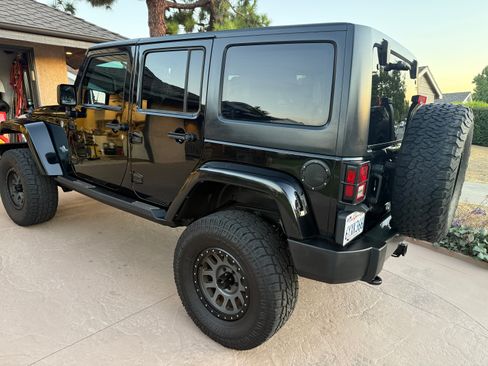 Used 2013 Jeep Wrangler Unlimited Sport image 5