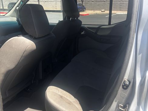 Used 2014 Nissan Xterra S AWD/4WD image 12