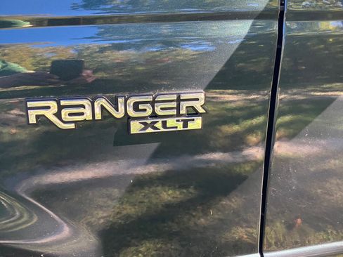 Used 2004 Ford Ranger XLT image 16