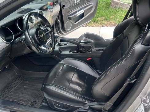 Used 2021 Ford Mustang Premium RWD image 13
