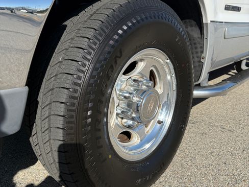 Used 2002 Ford F250 2WD Crew Cab Super Duty image 6