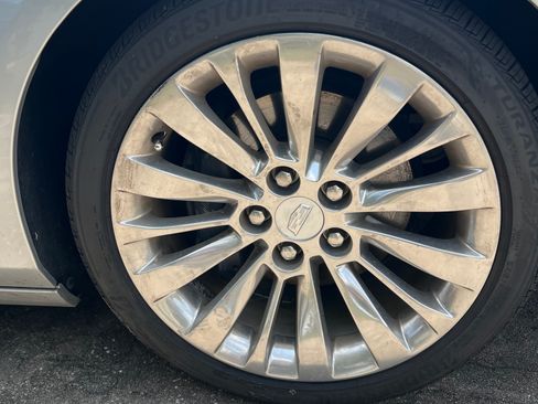 Used 2019 Cadillac CTS Luxury RWD image 11