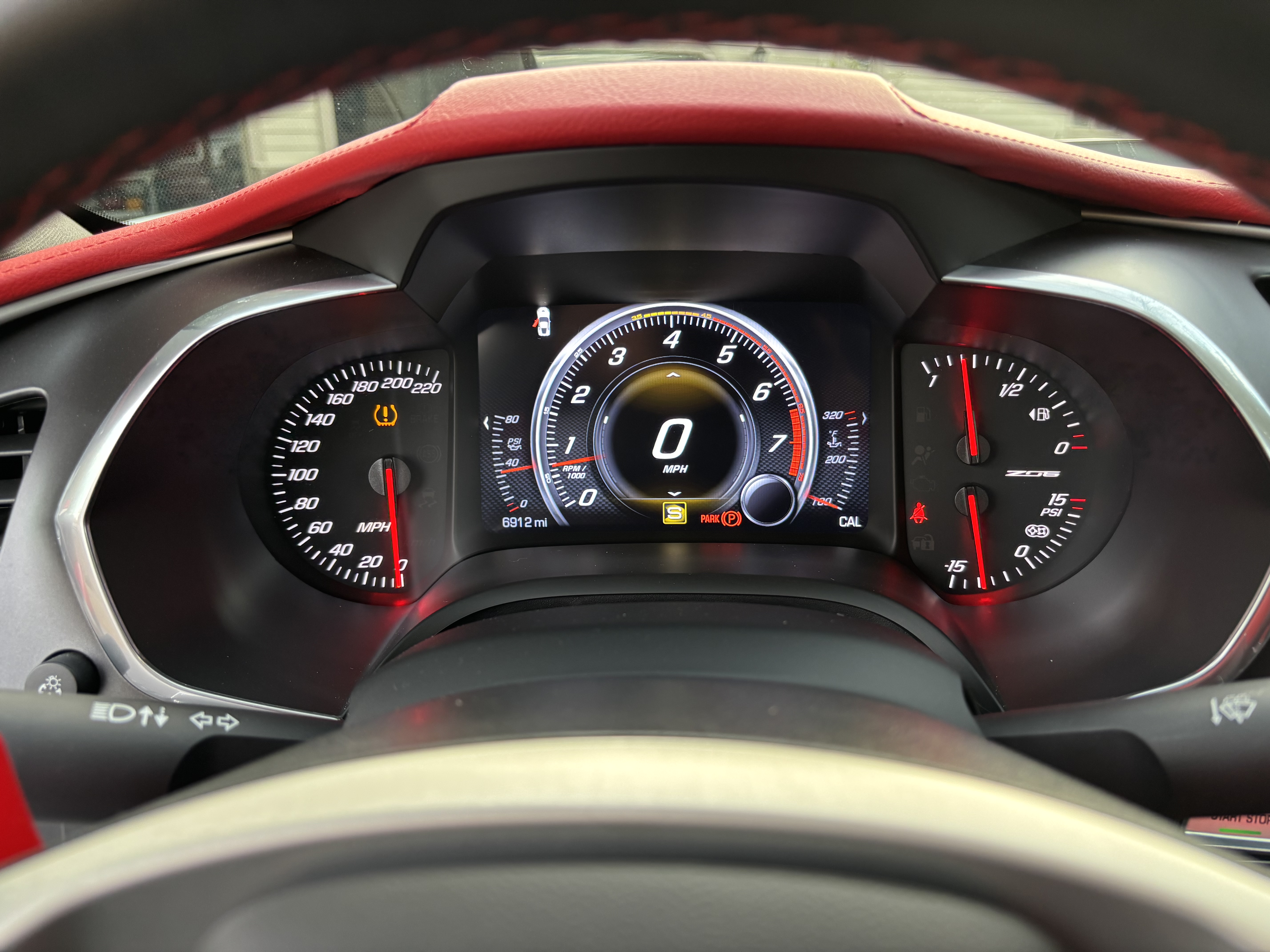 Used 2019 Chevrolet Corvette Z06 RWD image 26