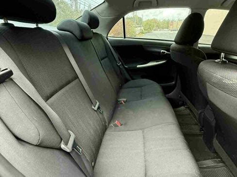 Used 2011 Toyota Corolla S image 10