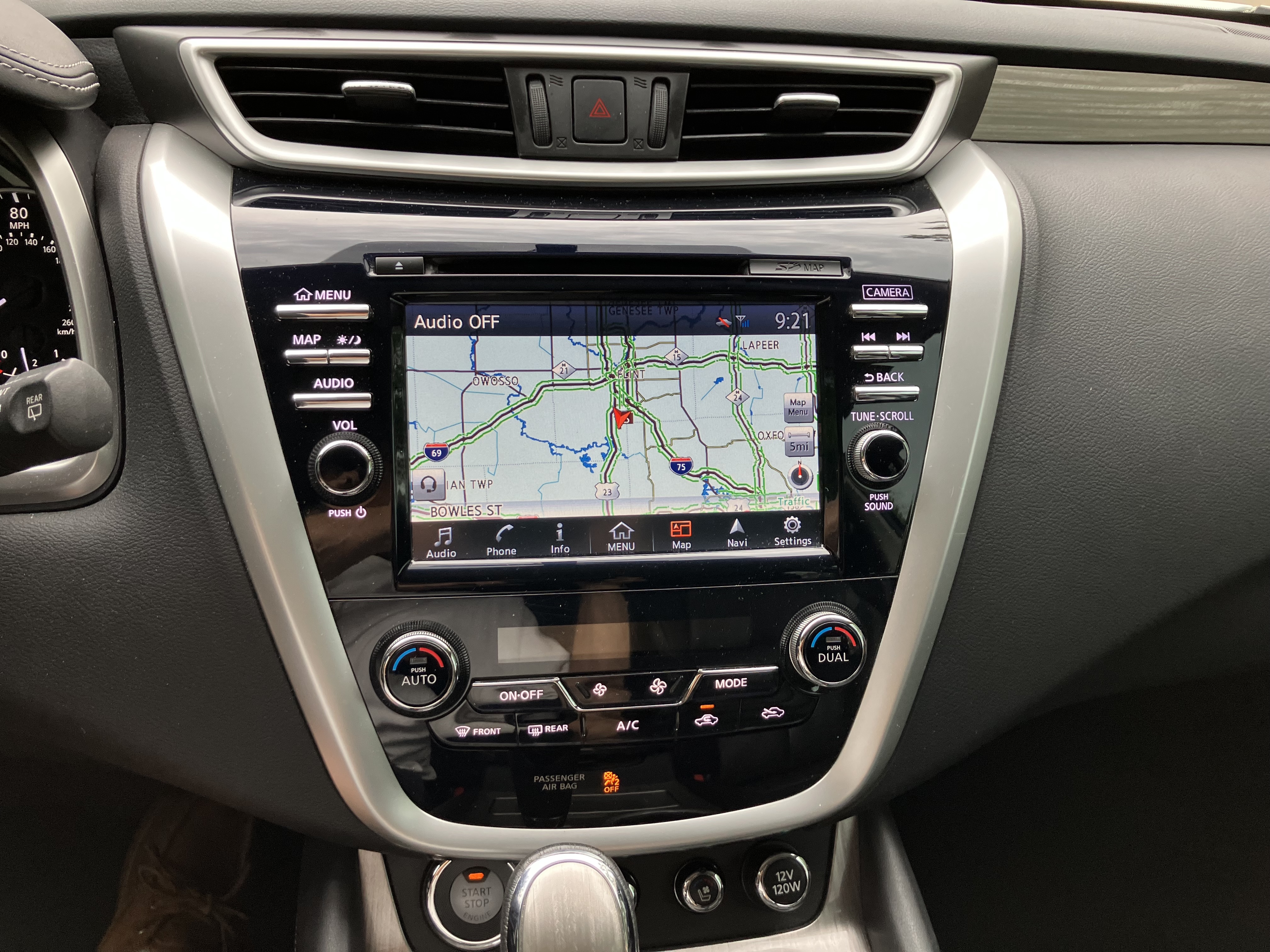 Used 2017 Nissan Murano Platinum w/ Platinum Technology Package AWD/4WD image 19