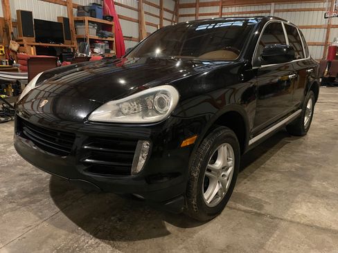 Used 2009 Porsche Cayenne image 4