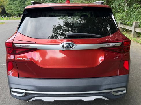 Used 2021 Kia Seltos S FWD image 5