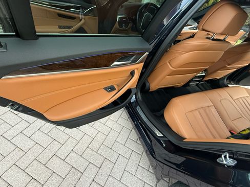 Used 2020 BMW 540i w/ Convenience Package RWD image 24