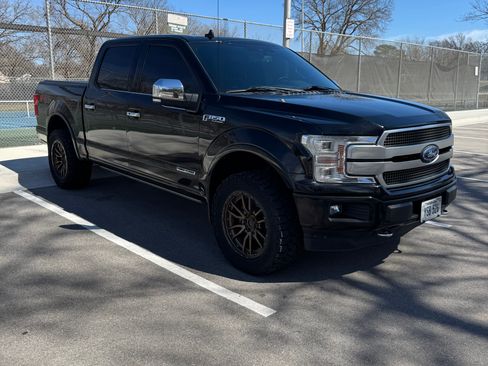 Used 2018 Ford F150 Platinum w/ Equipment Group 701A Luxury image 2