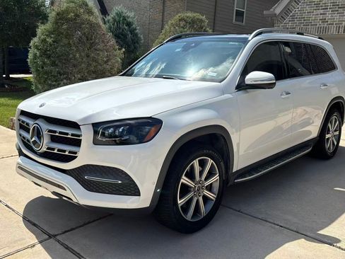 Used 2021 Mercedes-Benz GLS 450 4MATIC image 2