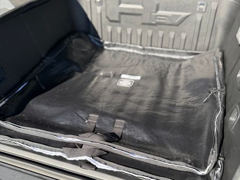 Used 2024 GMC Hummer EV 3X w/ Extreme Off-Road Package image 11