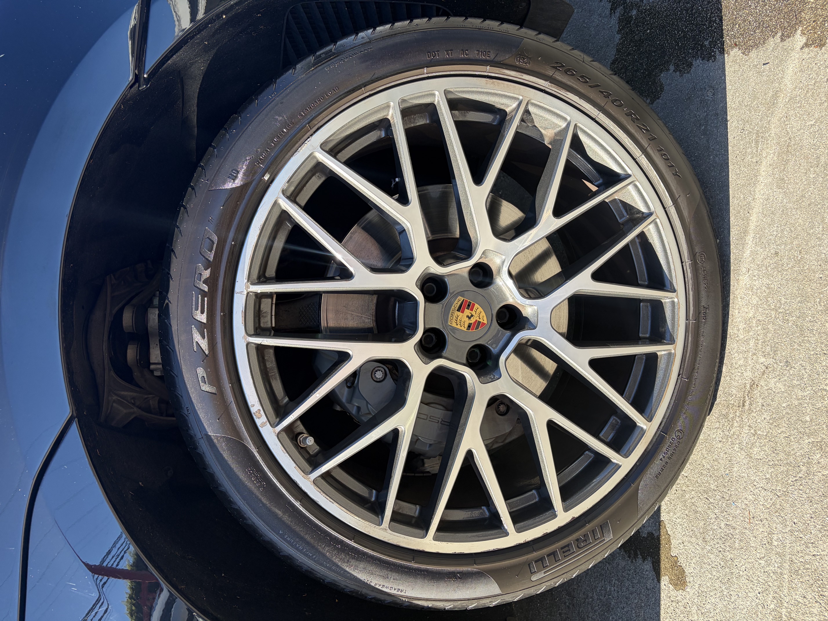 Used 2021 Porsche Macan S AWD/4WD image 10